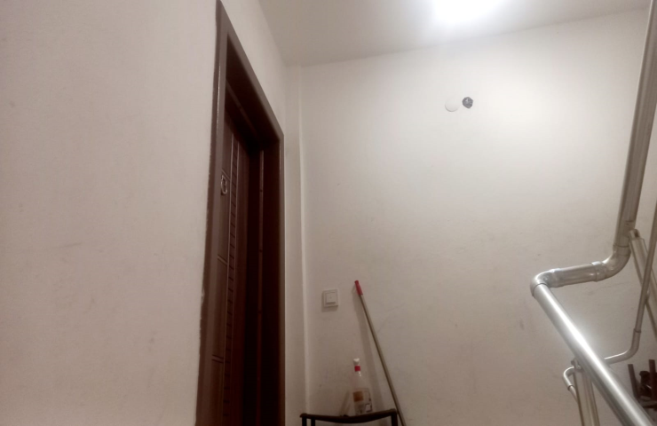 FABRİKALAR MAHALLESİ AYRI MUTFAKLI 2+1 MOBİLYALI SATILIK