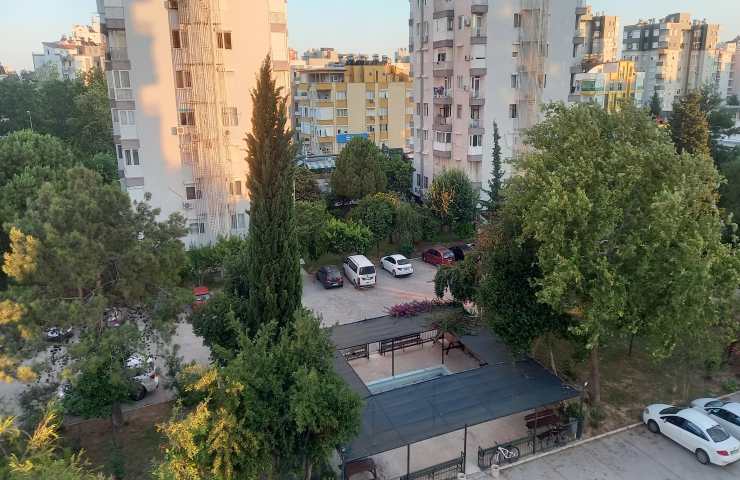 ANTALYA ÇAĞLAYAN MAHALLESİ SİTE İÇİ SATILIK 3+1 ARAKAT DAİRE