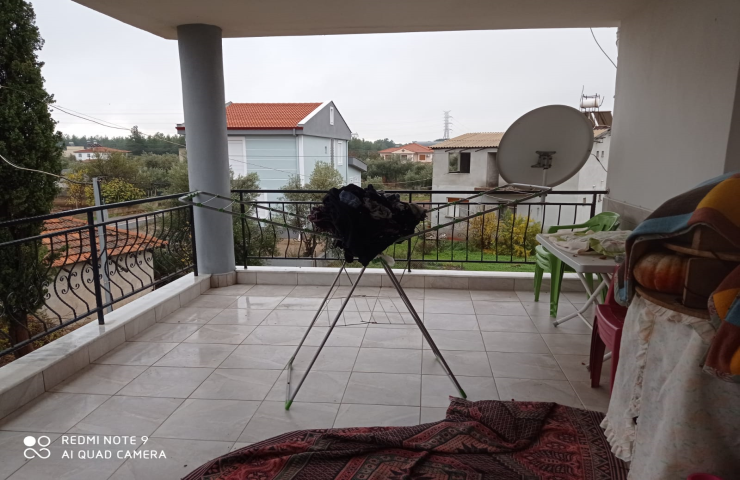 YALINLI'da 3 KATLI SATILIK BİNA