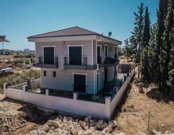 !!! ANTALYA DÖŞEMEALTI ALTINKALE'DE SATILIK 5+1 ÖZELLİKLİ VİLLA