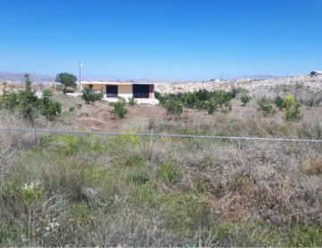 KORKUTELİ NEBİLER KÖY İÇİNDE ÜZERİNDE EV OLAN SATILIK TARLA