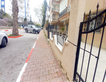 YEŞİLBAHÇE MAHALLESİNDE ALSATA UYGUN SATILIK ARAKAT 3+1 DAİRE